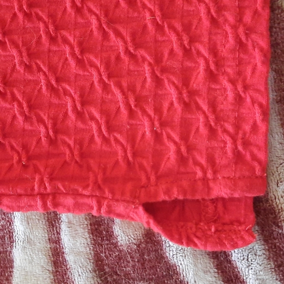 Red Shirt M - Picture 5 of 5